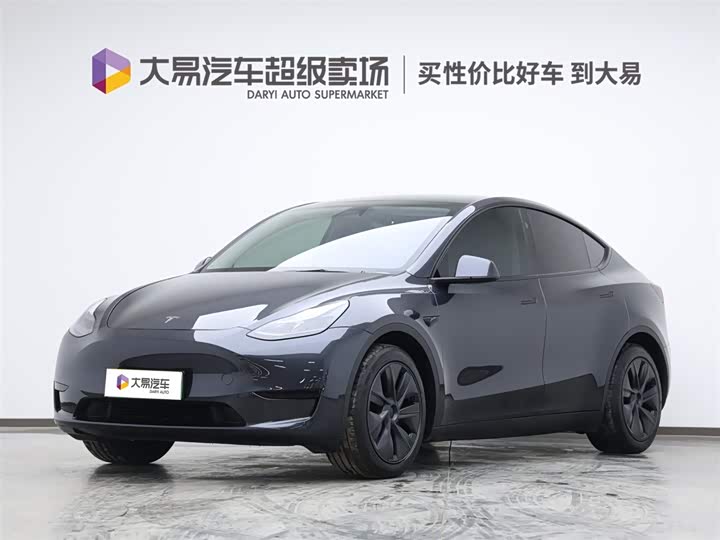 Фото 1 - Tesla Model Y