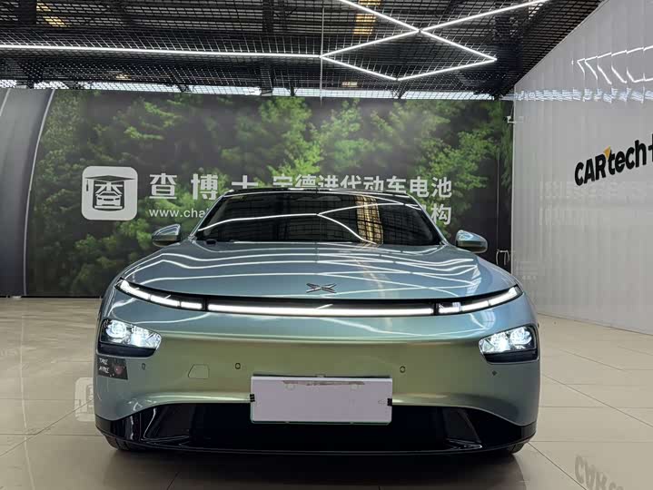 Фото 3 - XPeng P7