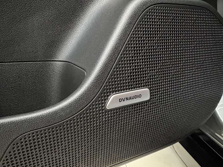 Фото 6 - XPeng P7