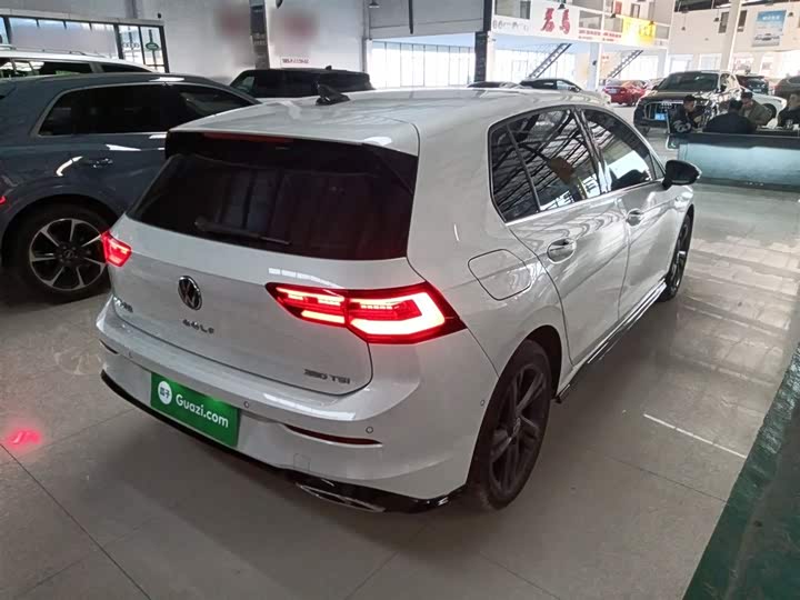 Фото 7 - Volkswagen Golf