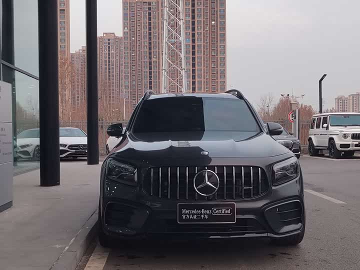 Фото 2 - Mercedes-Benz GLB-Class AMG