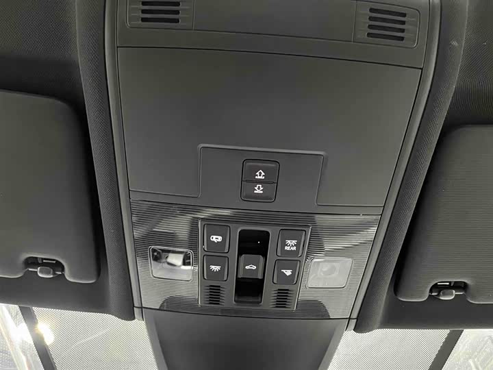 Фото 8 - Volkswagen Tayron