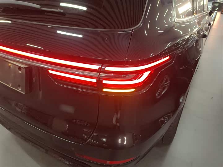 Фото 8 - LiXiang One