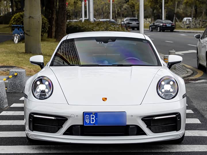 Фото 2 - Porsche 911