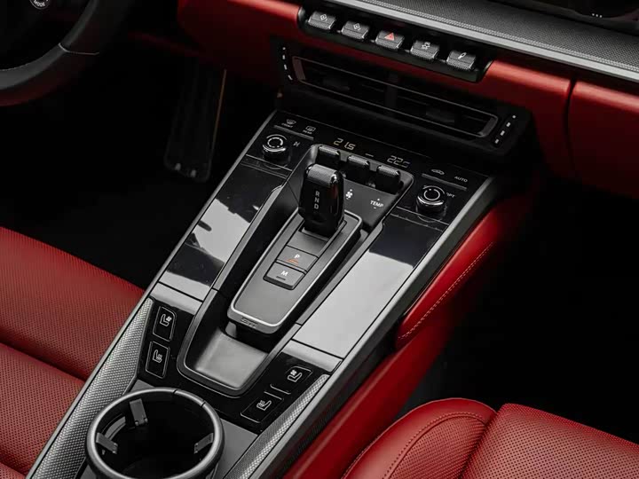 Фото 4 - Porsche 911