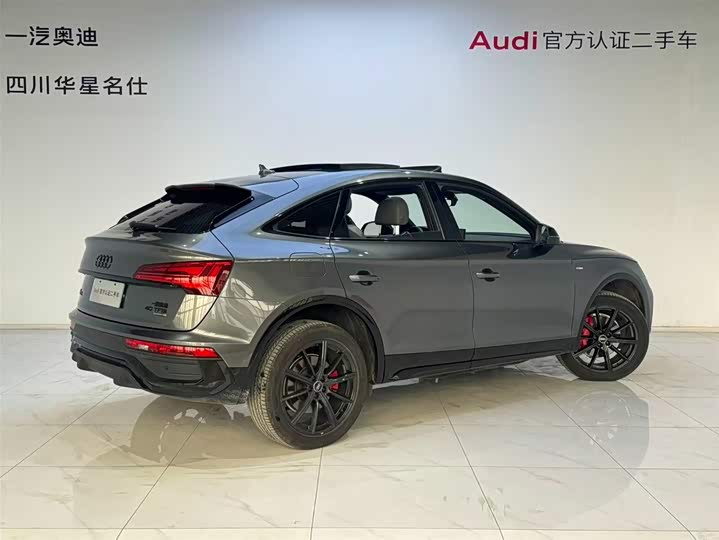 Фото 4 - Audi Q5L Sportback