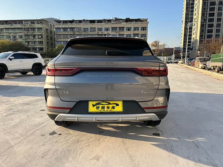 Фото 6 - BYD Song Plus