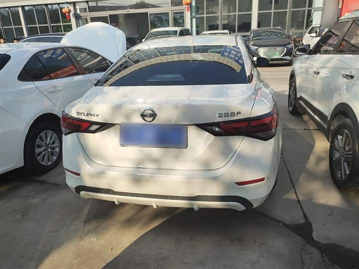 Фото 6 - Nissan Sylphy