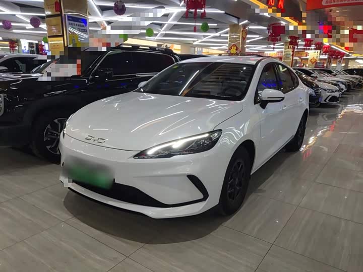 Фото 2 - BYD Seal 05 DM-i Hybrid