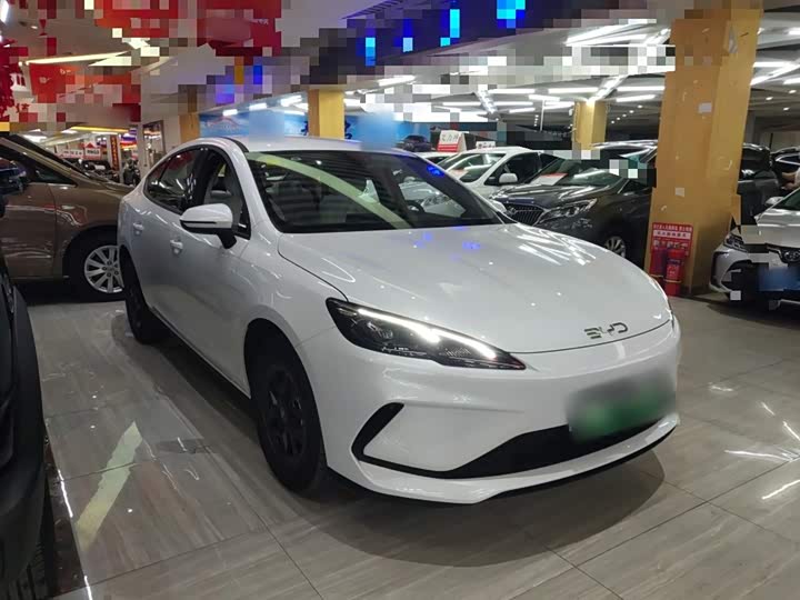 Фото 4 - BYD Seal 05 DM-i Hybrid