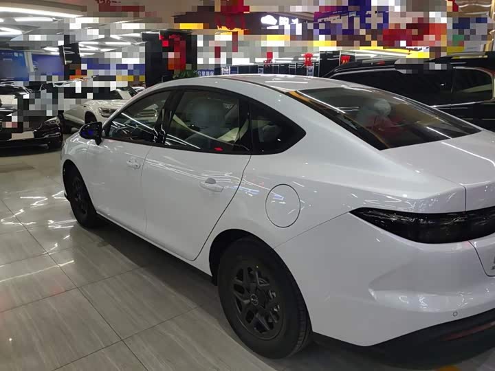 Фото 5 - BYD Seal 05 DM-i Hybrid