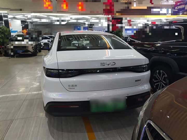 Фото 6 - BYD Seal 05 DM-i Hybrid