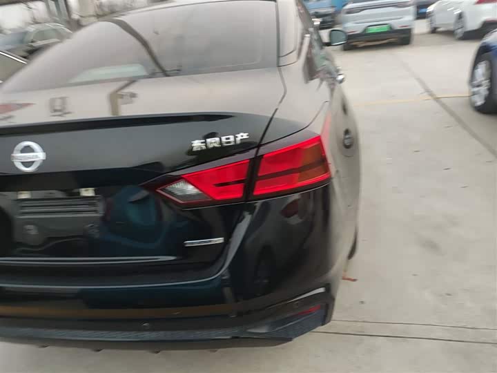 Фото 8 - Nissan Teana