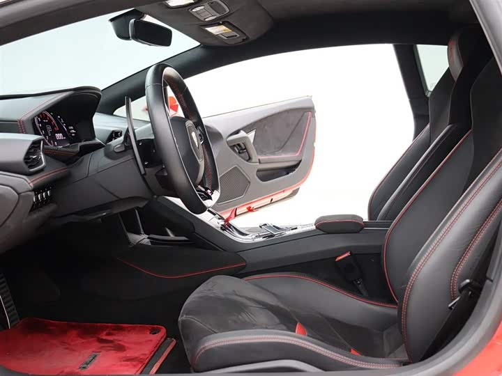 Фото 2 - Lamborghini Huracán