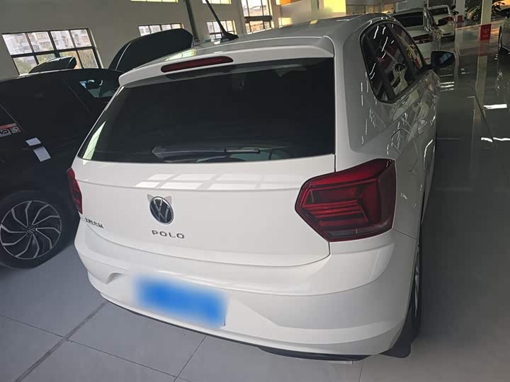 Фото 6 - Volkswagen Polo