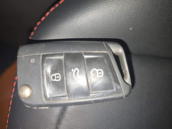 Фото 9 - Volkswagen Polo