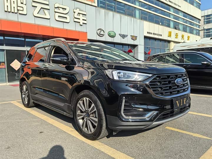 Фото 6 - Ford Edge