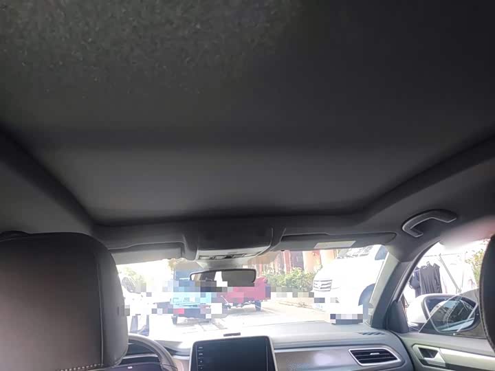 Фото 9 - Volkswagen T-Roc