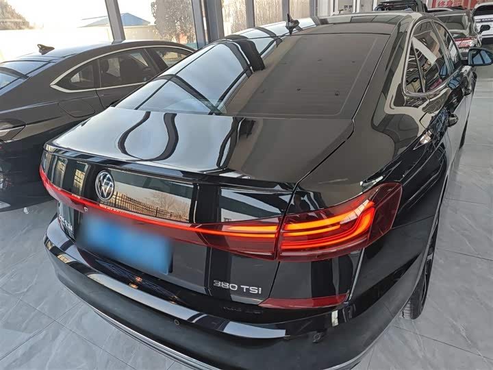 Фото 6 - Volkswagen Passat