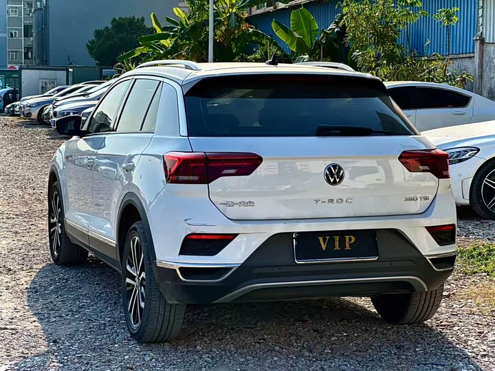Фото 5 - Volkswagen T-Roc
