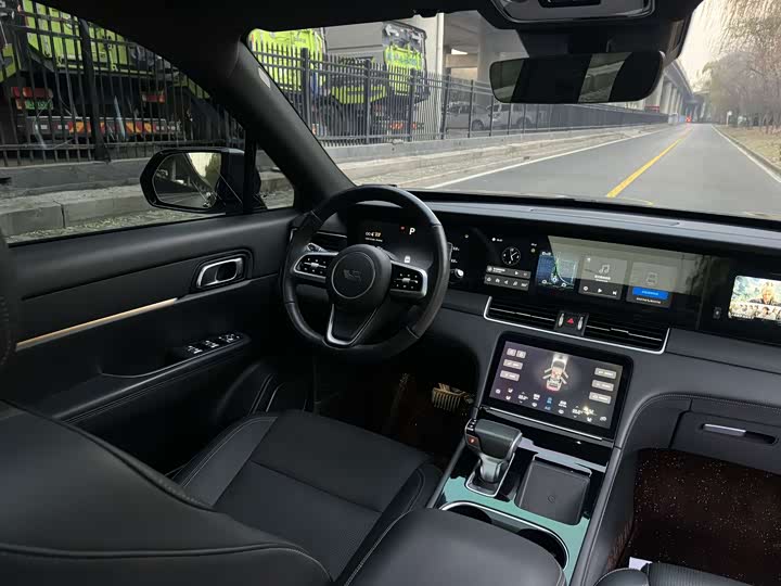 Фото 6 - LiXiang One