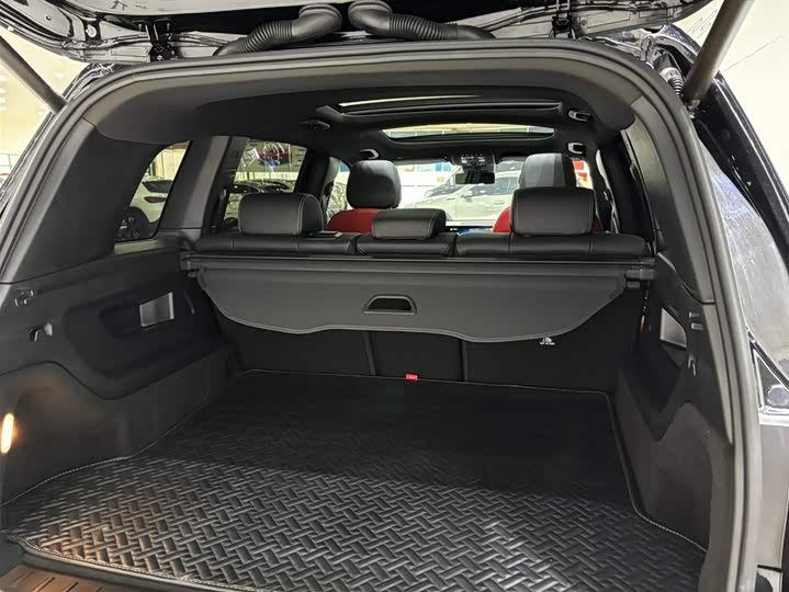 Фото 3 - Mercedes-Benz GLB-Class AMG