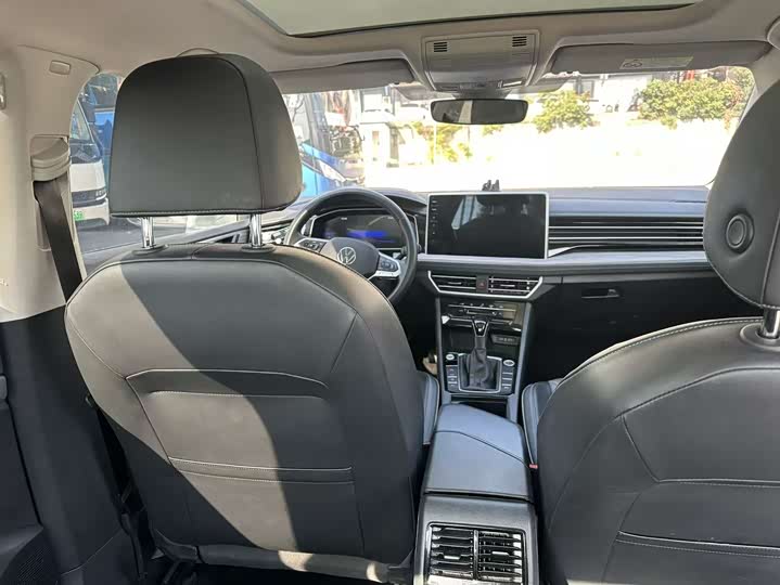 Фото 5 - Volkswagen Sagitar L