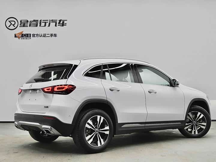 Фото 2 - Mercedes-Benz GLA-Class