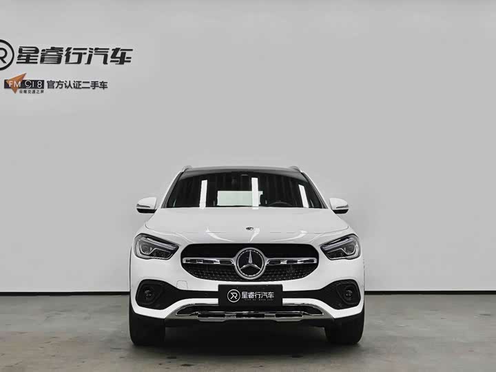 Фото 3 - Mercedes-Benz GLA-Class
