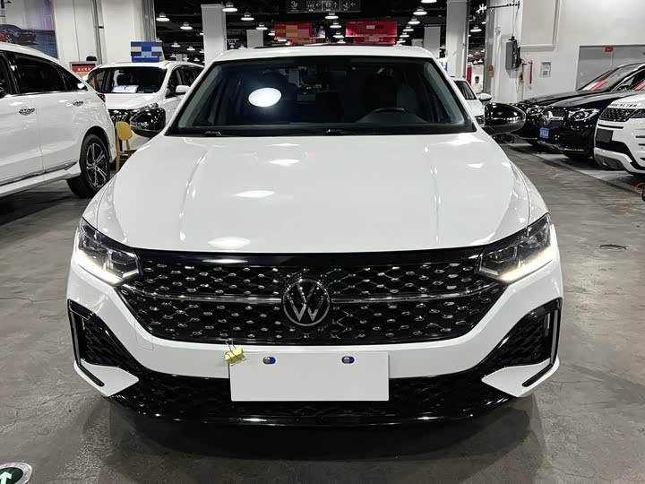 Фото 3 - Volkswagen Lavida