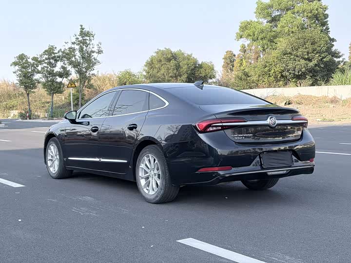 Фото 6 - Buick LaCrosse