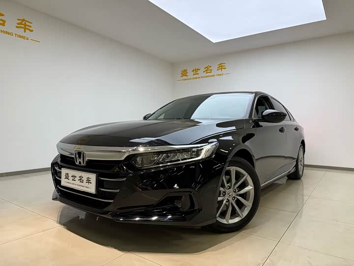 Фото 3 - Honda Accord