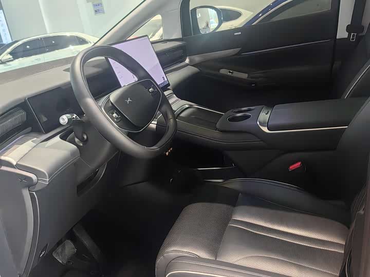 Фото 7 - XPeng X9