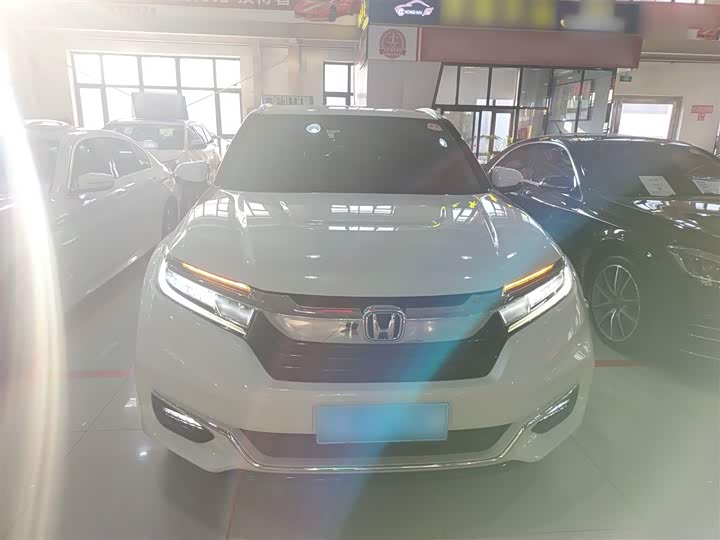 Фото 3 - Honda Avancier