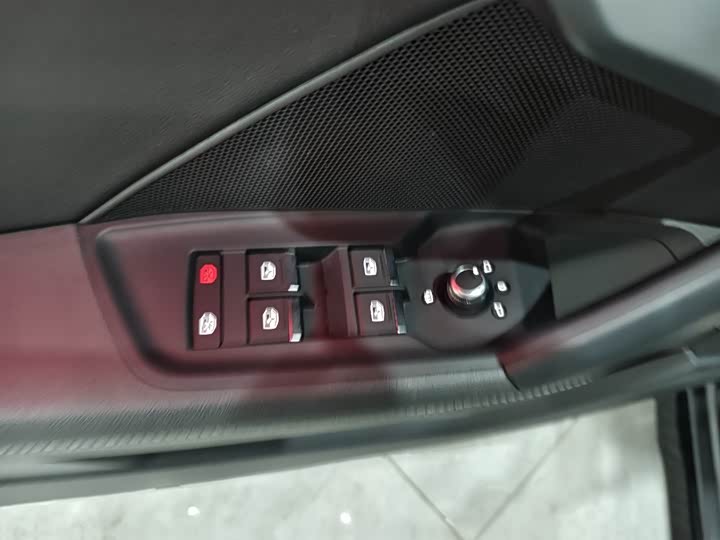 Фото 8 - Audi A3