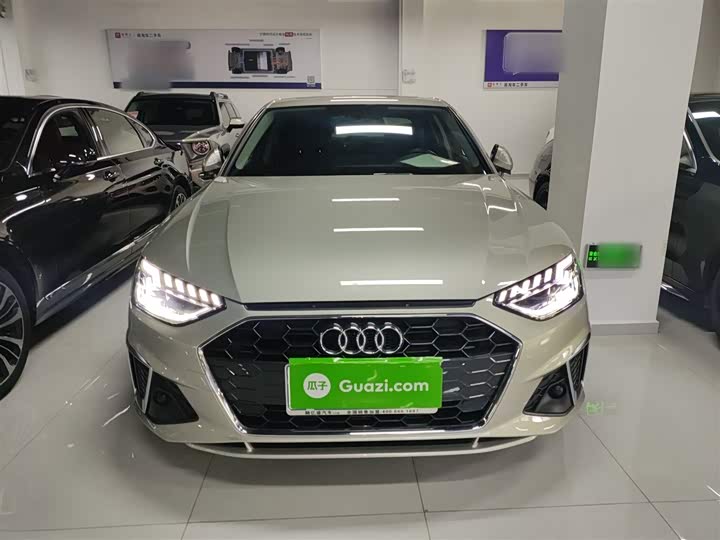 Фото 3 - Audi A4L