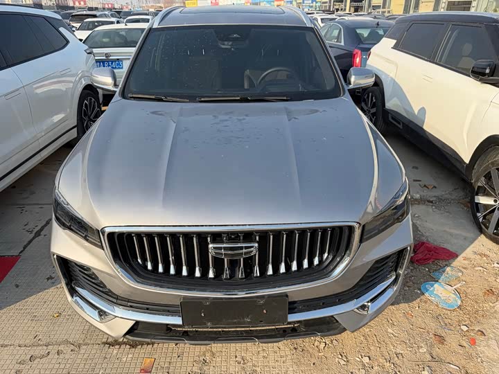 Фото 2 - Geely Monjaro