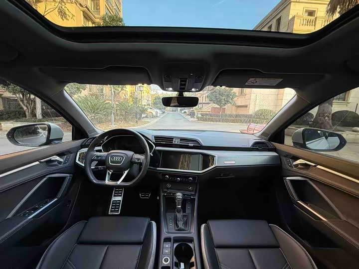 Фото 9 - Audi Q3