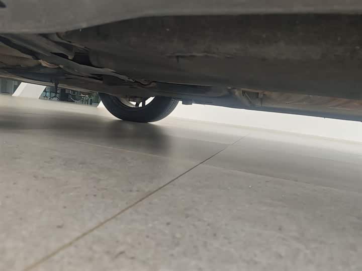 Фото 8 - Audi Q5L