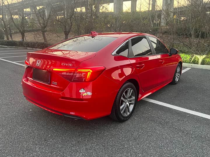 Фото 5 - Honda Civic