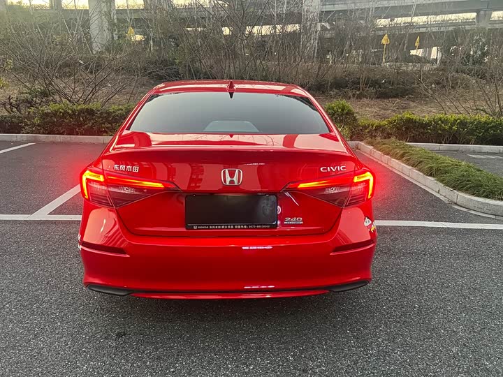 Фото 6 - Honda Civic