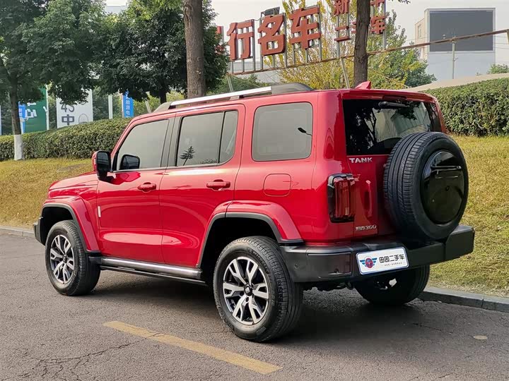 Фото 4 - Tank 300