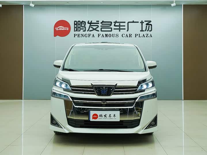 Фото 2 - Toyota Vellfire