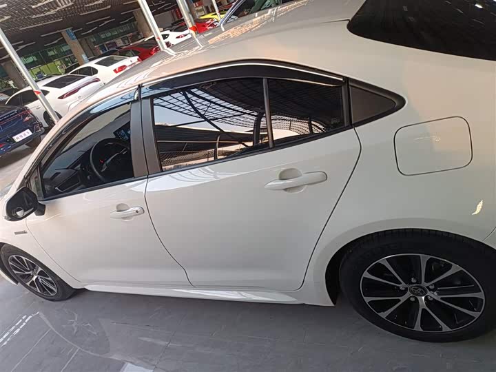 Фото 5 - Toyota Levin