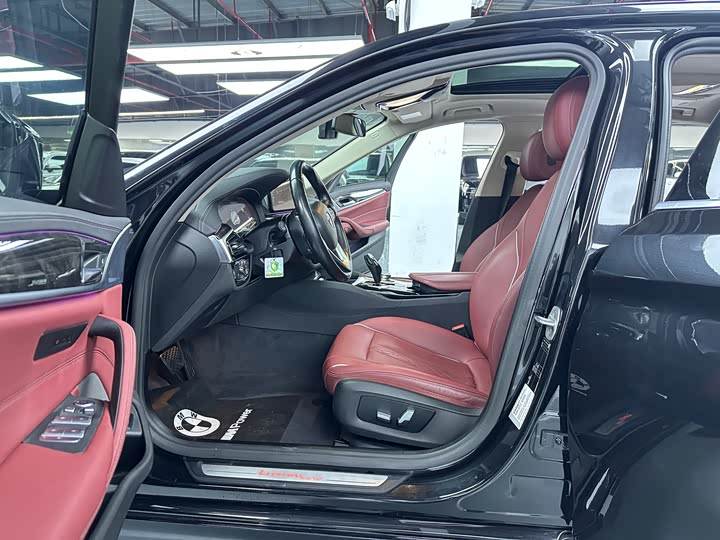 Фото 4 - BMW 5 Series