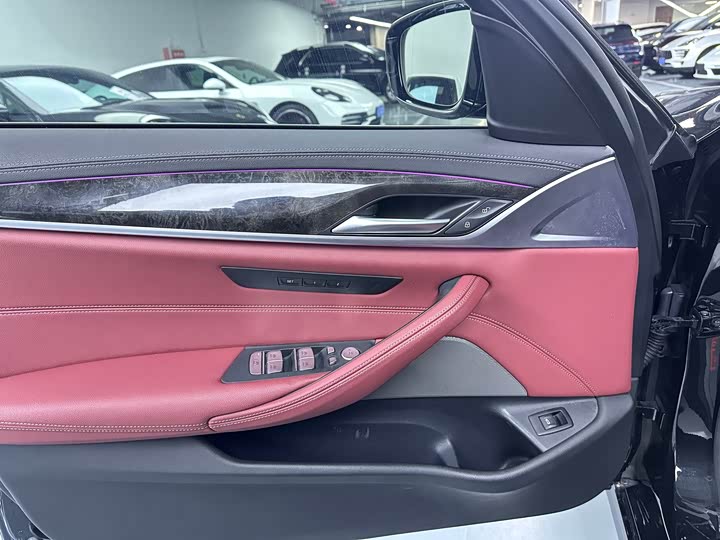 Фото 7 - BMW 5 Series