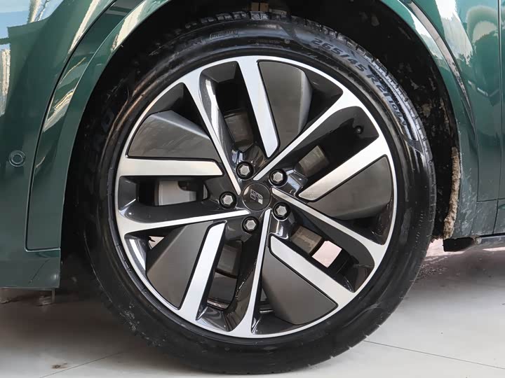 Фото 4 - LiXiang L9