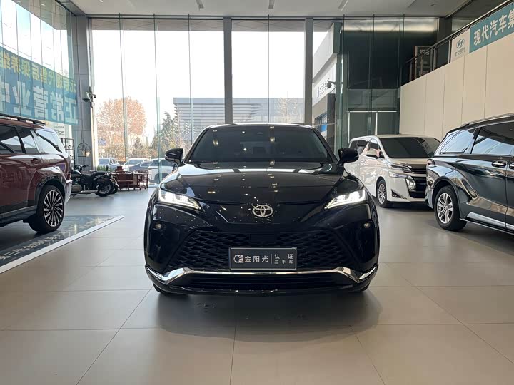 Фото 2 - Toyota Venza