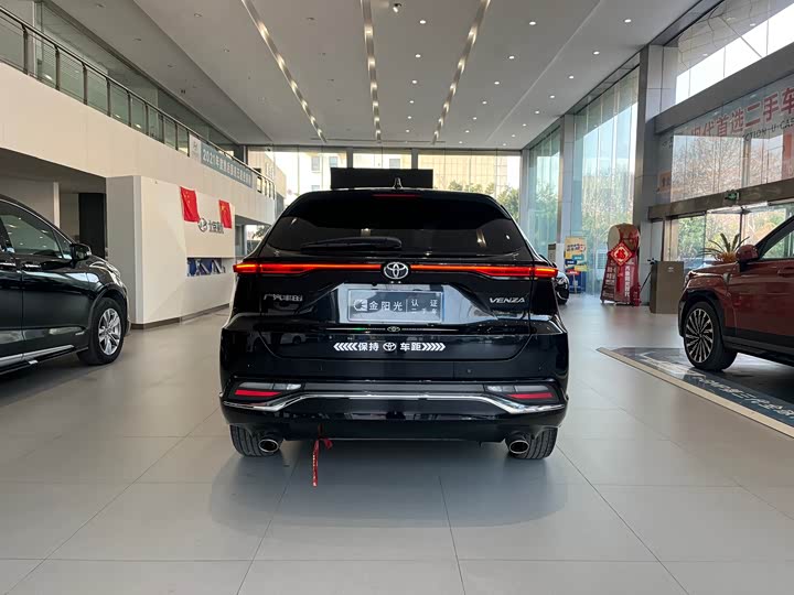 Фото 3 - Toyota Venza