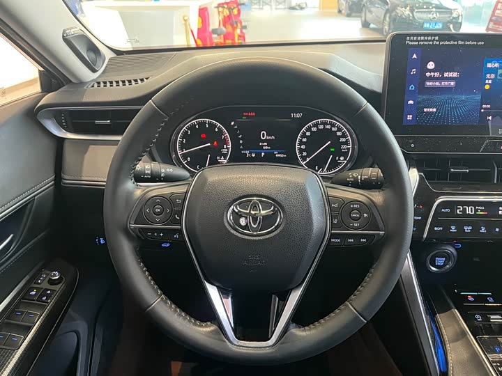 Фото 9 - Toyota Venza